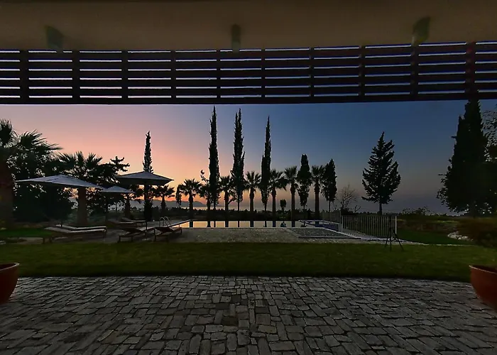 ヴィラ Margarita Polis